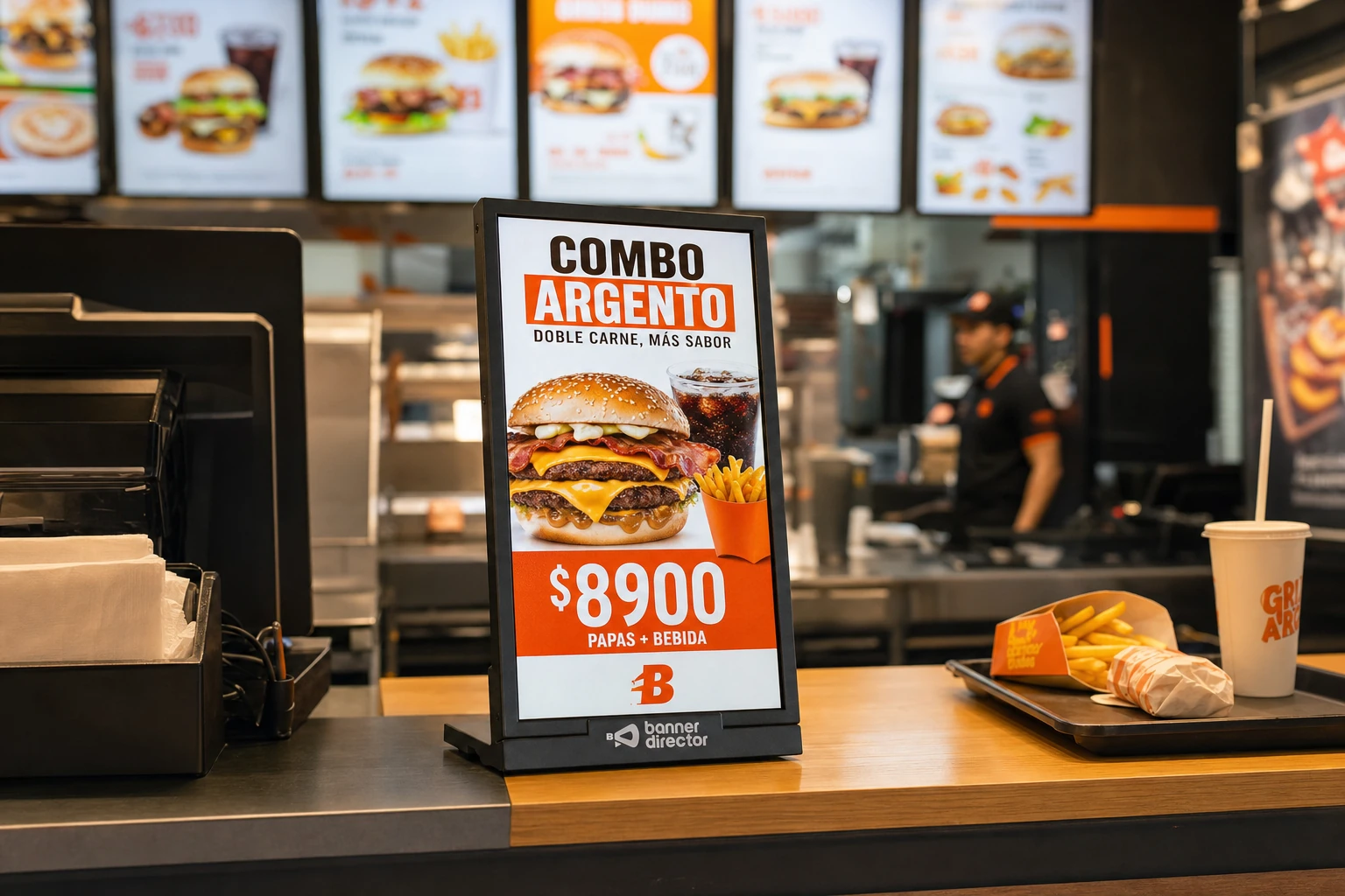 Digital Desk Display vertical en mostrador de comidas rápidas